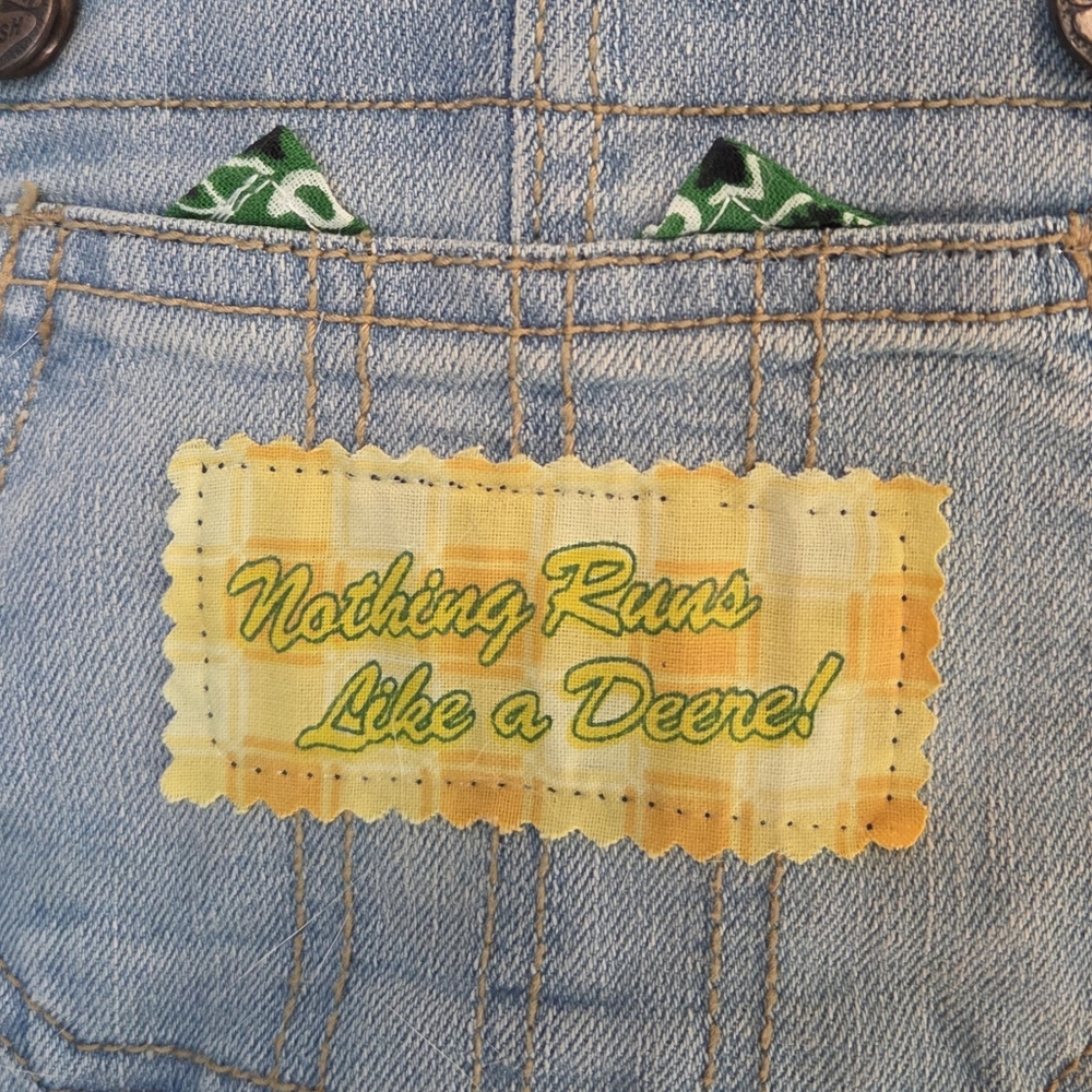 OshKosh B'gosh NWOT Blue Denim Overalls John Deer Green Tractor Patches 12 Month - Picture 10 of 10